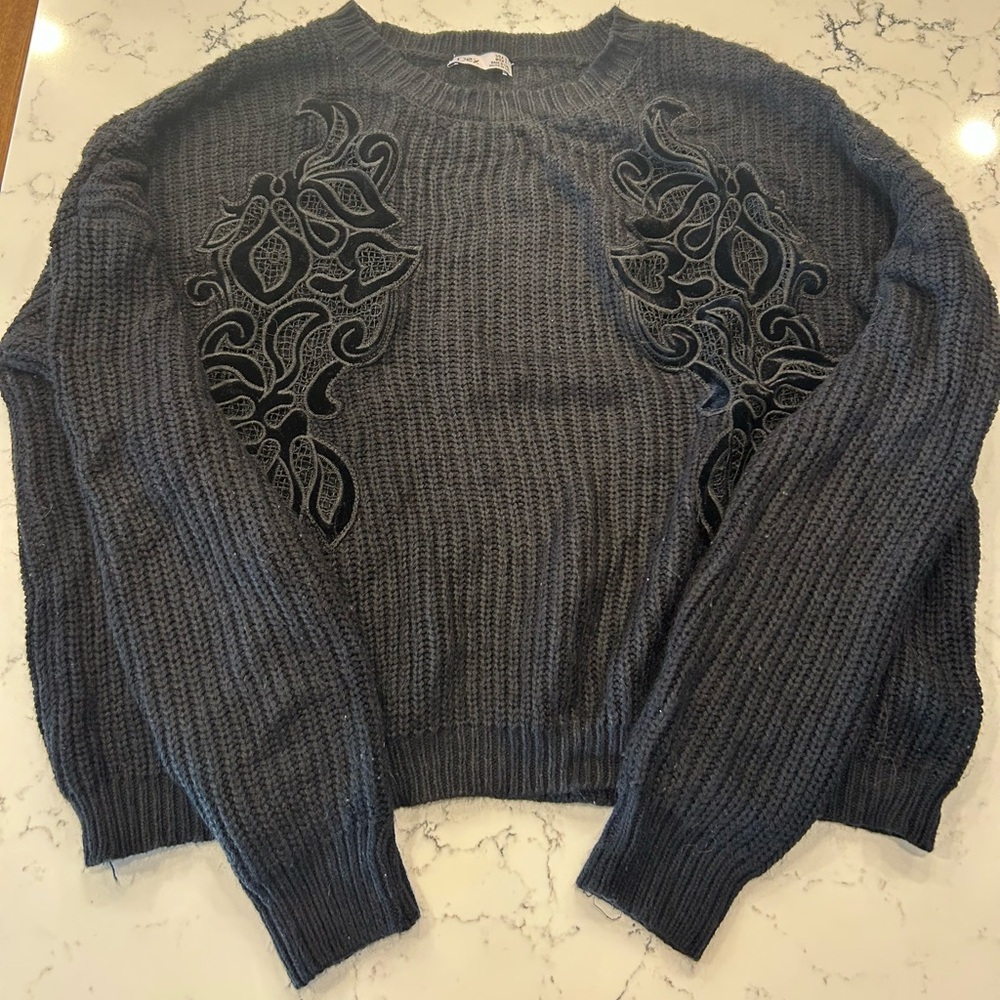 Dex sweater